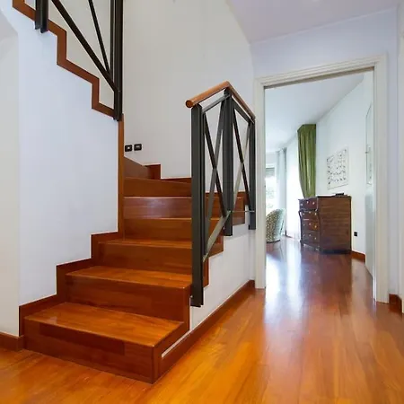 Two Floors In City Center * ベルガモ