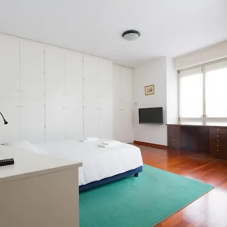 アパート Two Floors In City Center *
