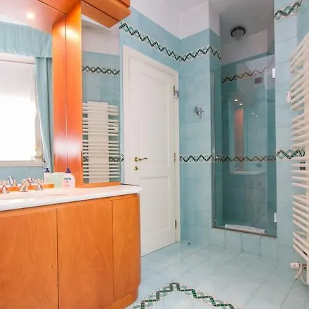 Two Floors In City Center *